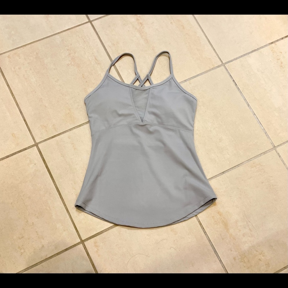 Buffbunny Cycle Top NWOT